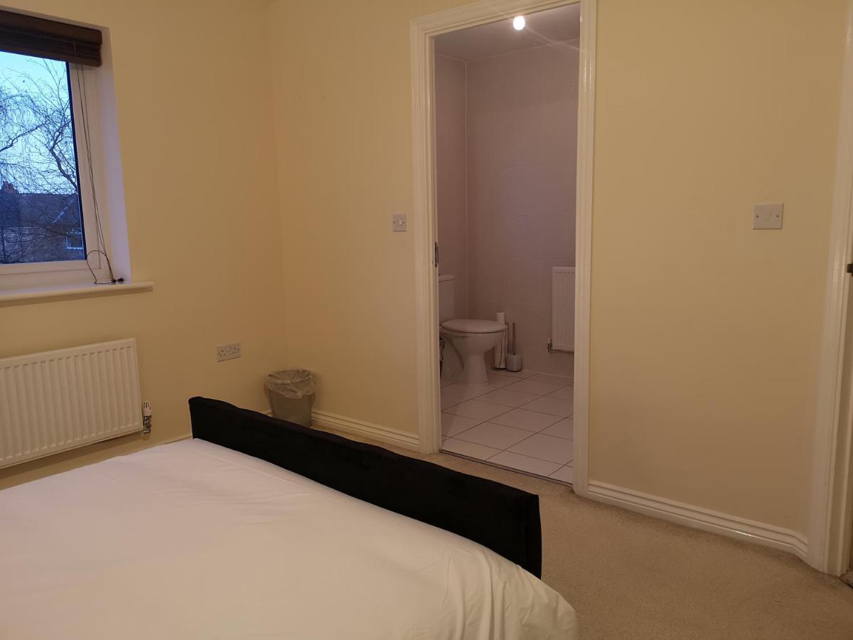 Nightingale Gardens - 4 Bed Detached House - Manchester Apartment Exterior photo